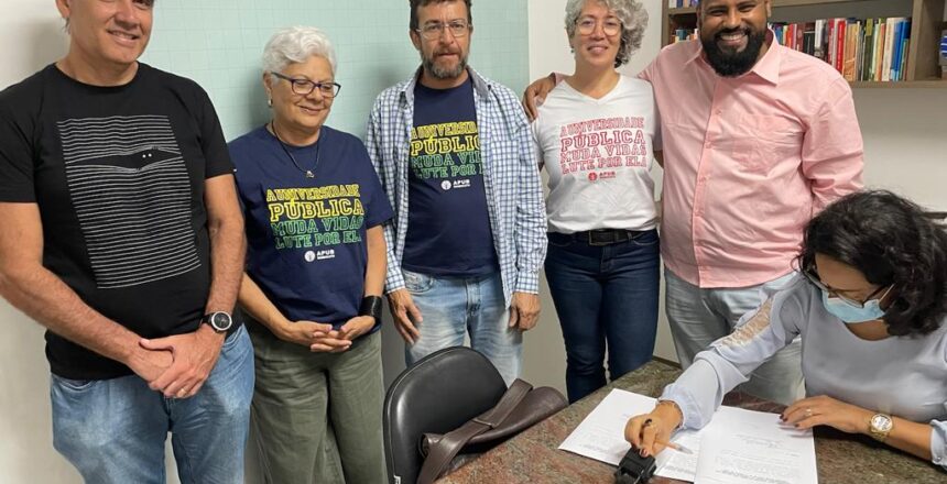 44A8B3EF-EE23-484E-A716-45A9409C8D51