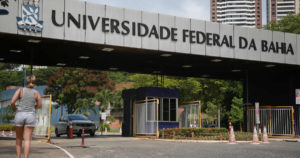 Res publica: Universidade é pública e é de todos