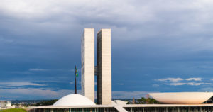 Maioria dos deputados está contra a Reforma Administrativa. Pressão deve continuar